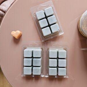 Smokey love clamshell